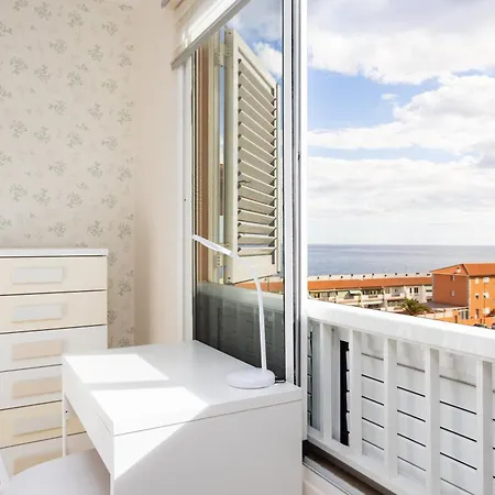 Home2book Sunny Escape, Pool & In Caletillas شقة